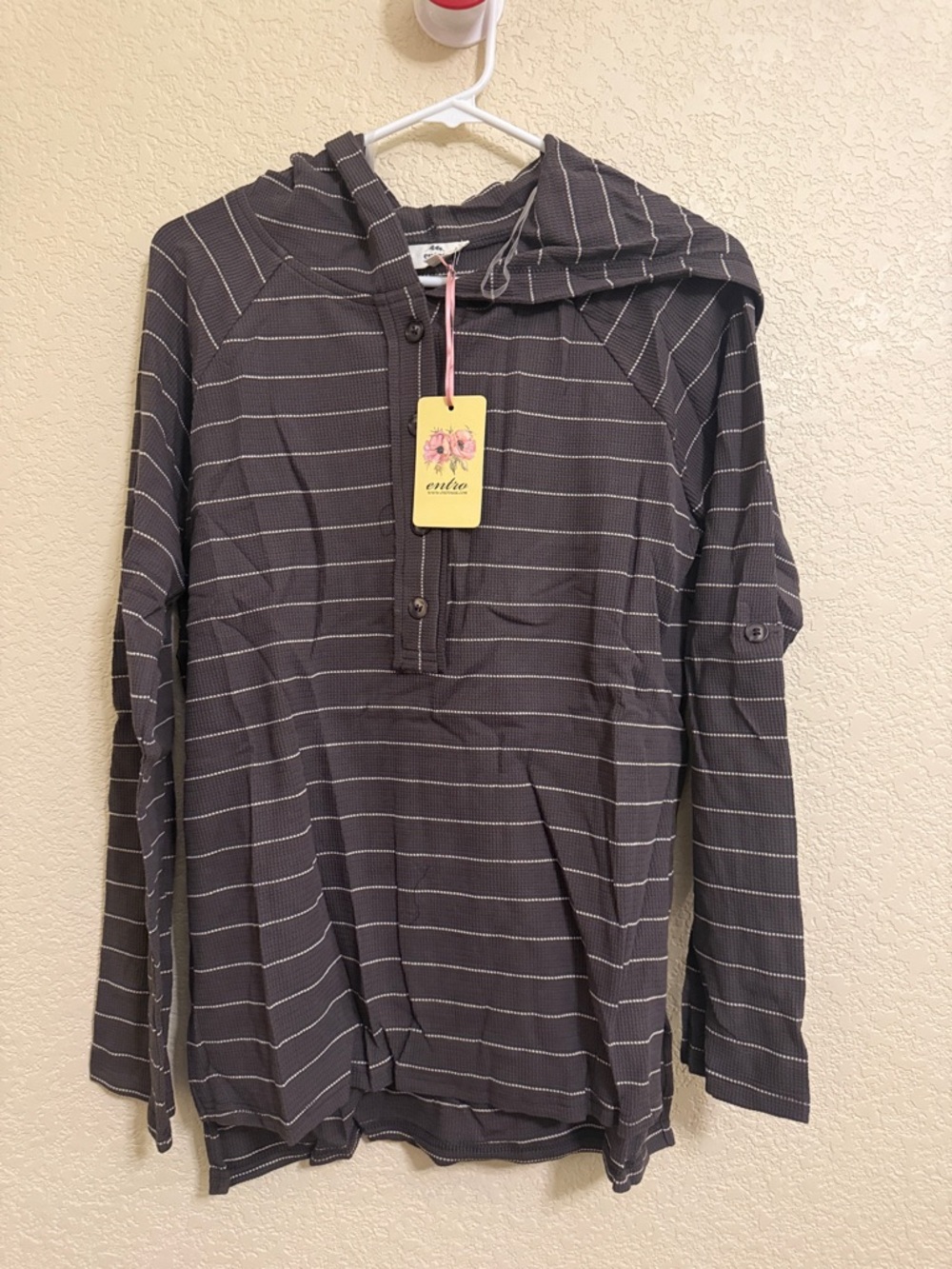 Entro Striped Waffle Knit Hooded Henley Top Dize Large NWT